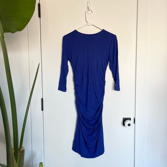 NEW Isabella Oliver Maternity Dress Cobalt Blue Sz 2 Bodycon Ruching - Picture 7 of 7